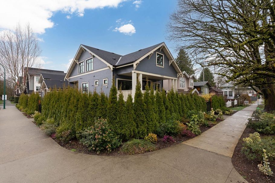 1727 E 22nd Avenue Vancouver, BC - 31