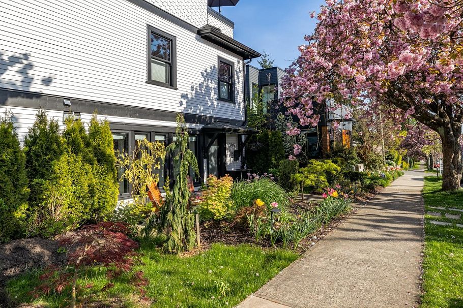 3918 Carolina Street Vancouver, BC - 5