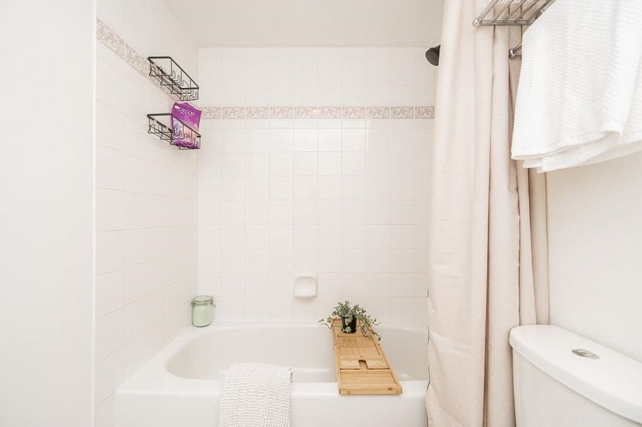 403 811 Helmcken Street Vancouver, BC - 25