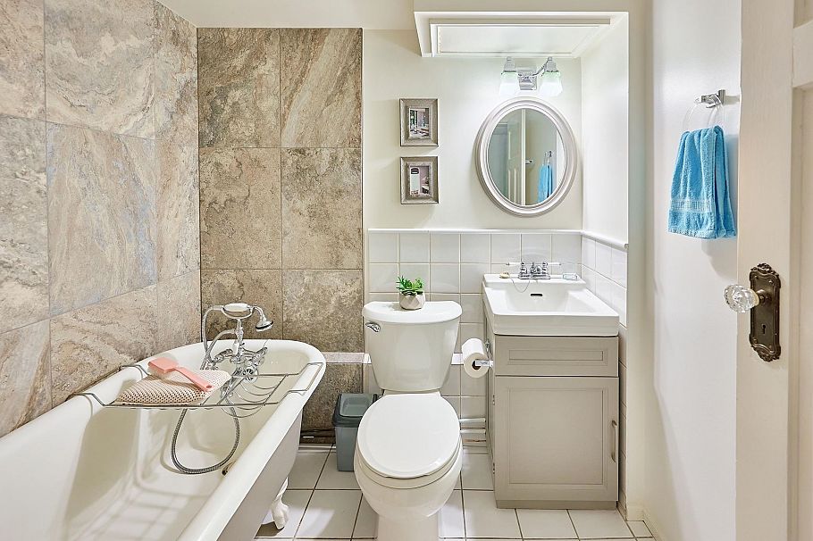 81 E 19th Avenue Vancouver, BC - 12