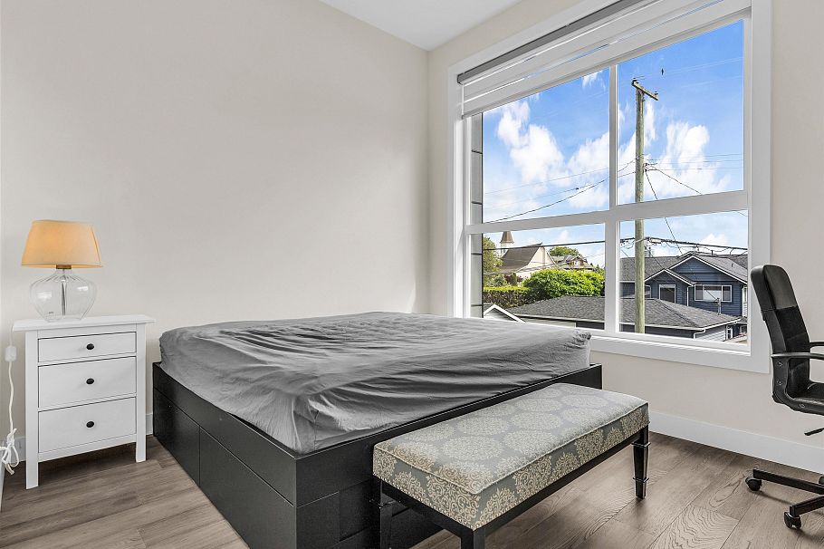 409 W Keith Road North Vancouver, BC - 10