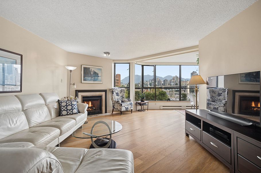 602 1490 Pennyfarthing Drive Vancouver, BC - 1