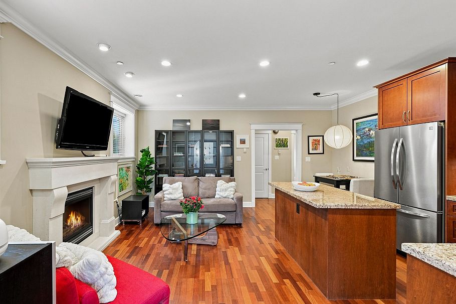 2425 Larch Street Vancouver, BC - 15