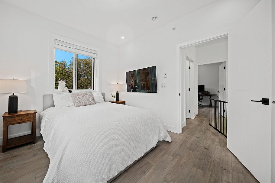 1131 E 23rd Avenue Vancouver, BC - 21