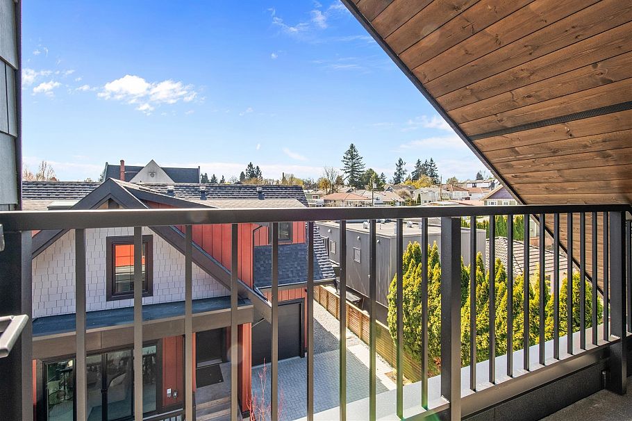 2 1166 E 26th Avenue Vancouver, BC - 23