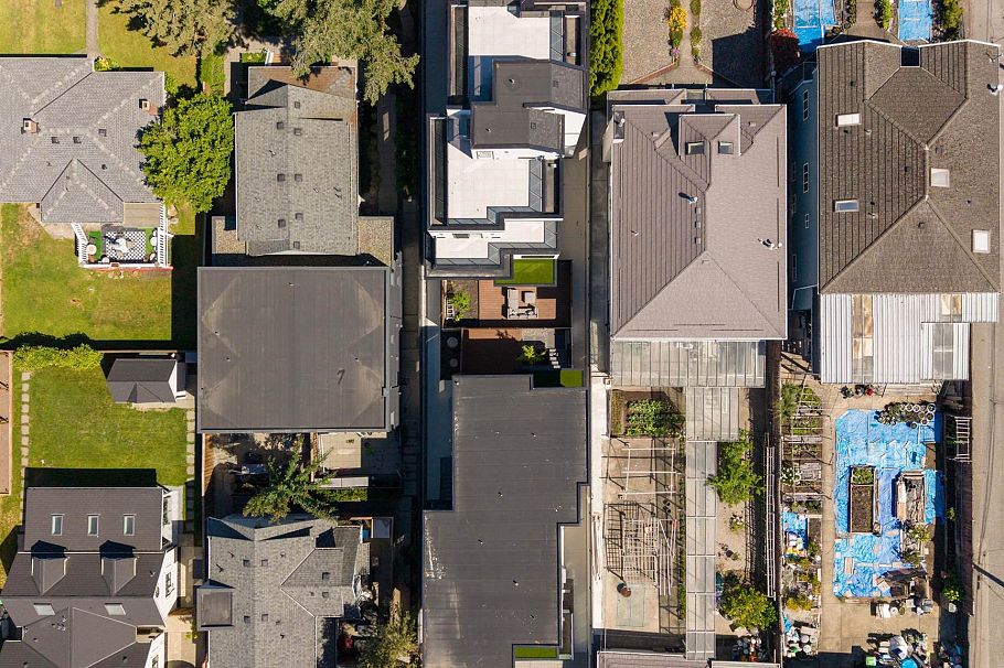 1 1448 E 30th Avenue Vancouver, BC - 27