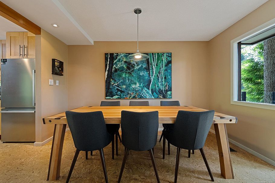 2344 Hyannis Drive North Vancouver, BC - 4