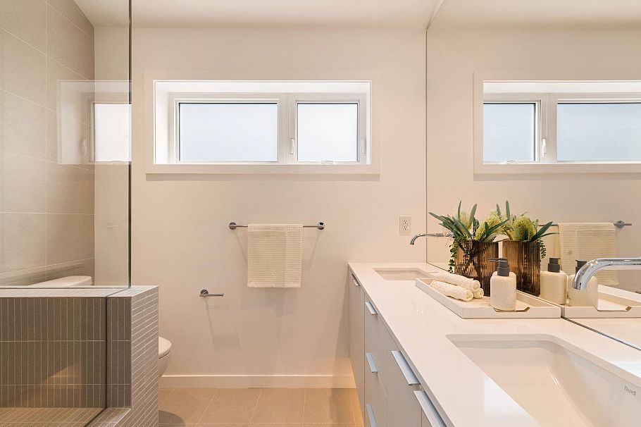 2790 Cambridge Street Vancouver, BC - 18