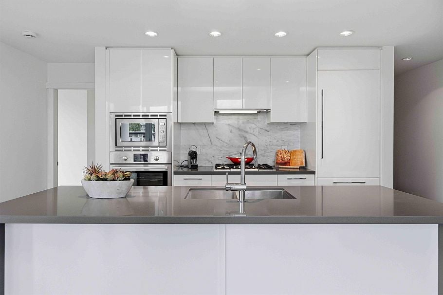 709 5628 Birney Avenue Vancouver, BC - 9