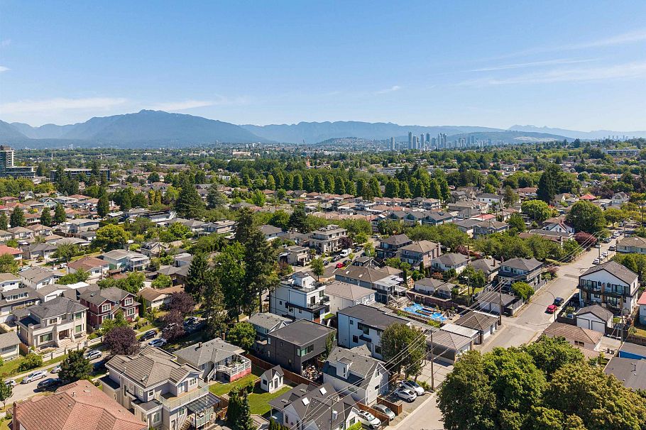 2 1448 E 30th Avenue Vancouver, BC - 21