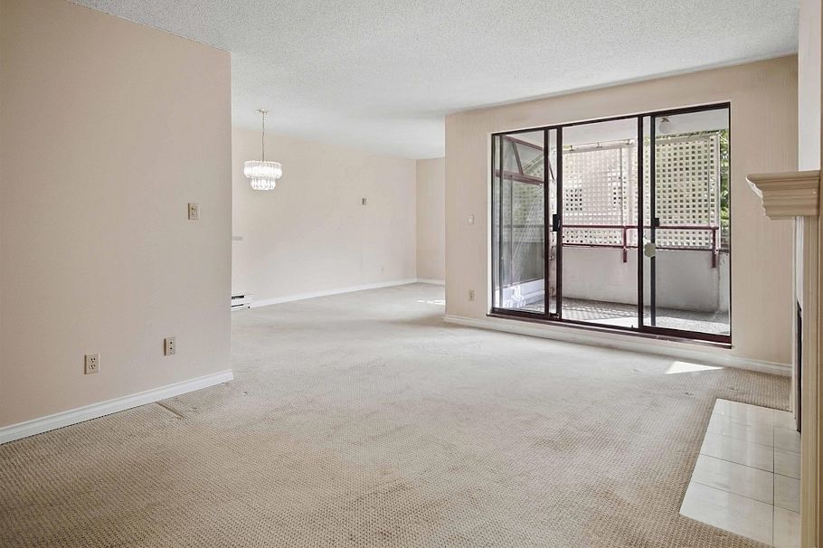 105 1042 Nelson Street Vancouver, BC - 2