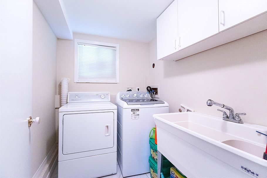 3063 Royal Avenue North Vancouver, BC - 12