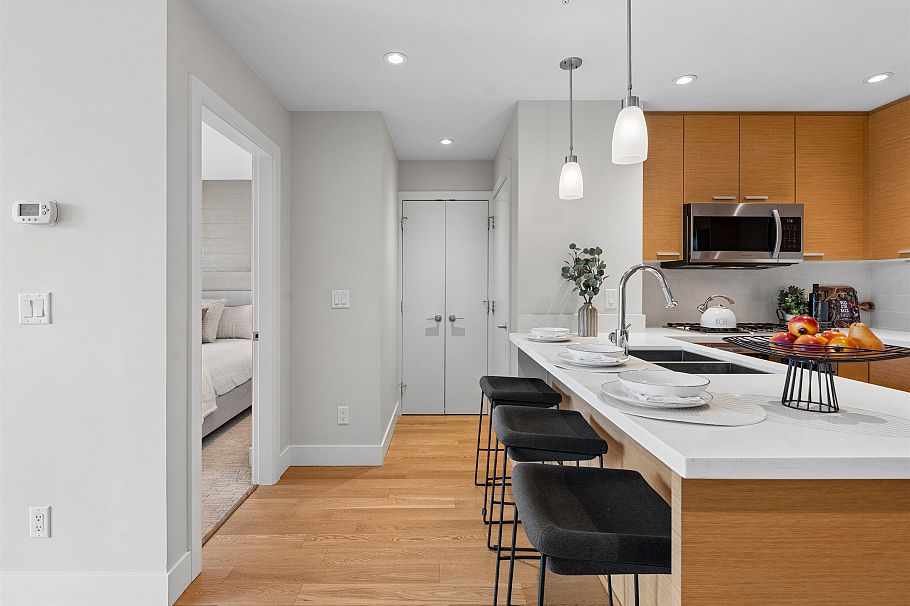 306 2020 Alma Street Vancouver, BC - 17