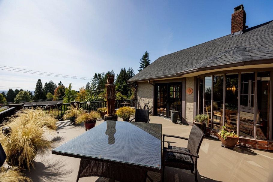 350 E Windsor Road North Vancouver, BC - 18
