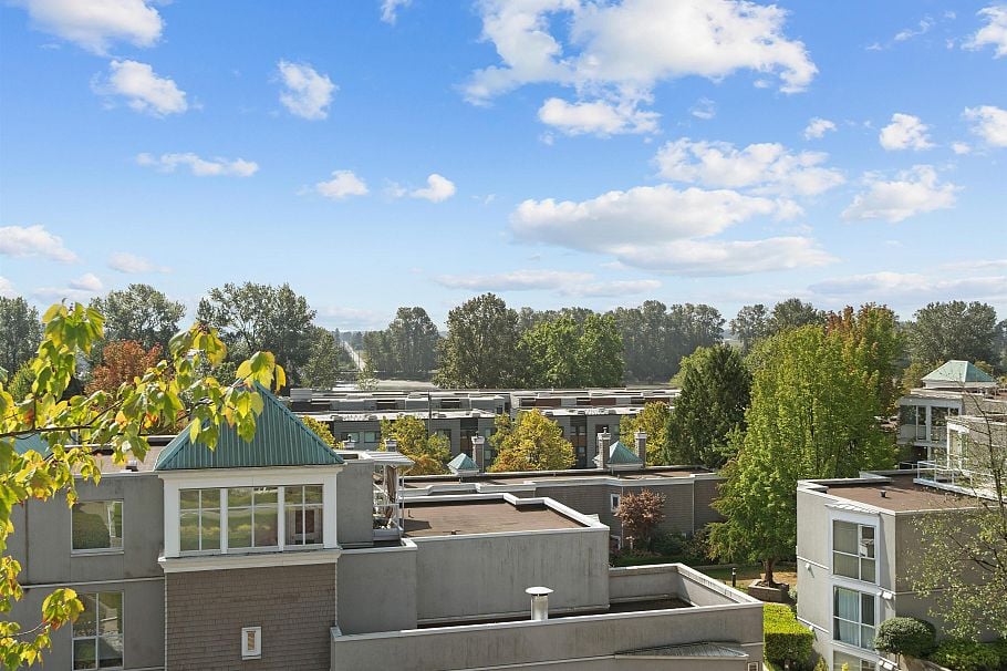 409 8430 Jellicoe Street Vancouver, BC - 25
