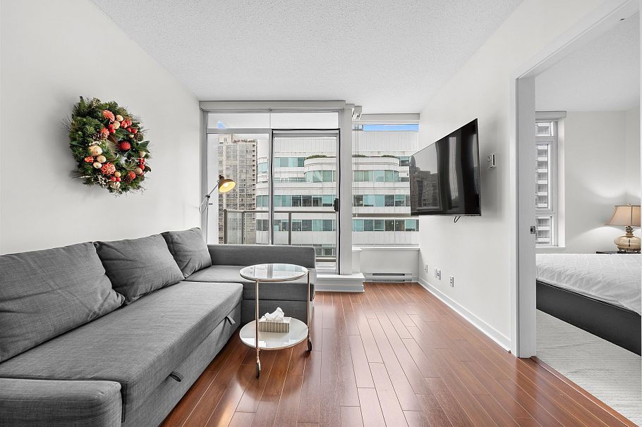 808 821 Cambie Street Vancouver, BC - 1