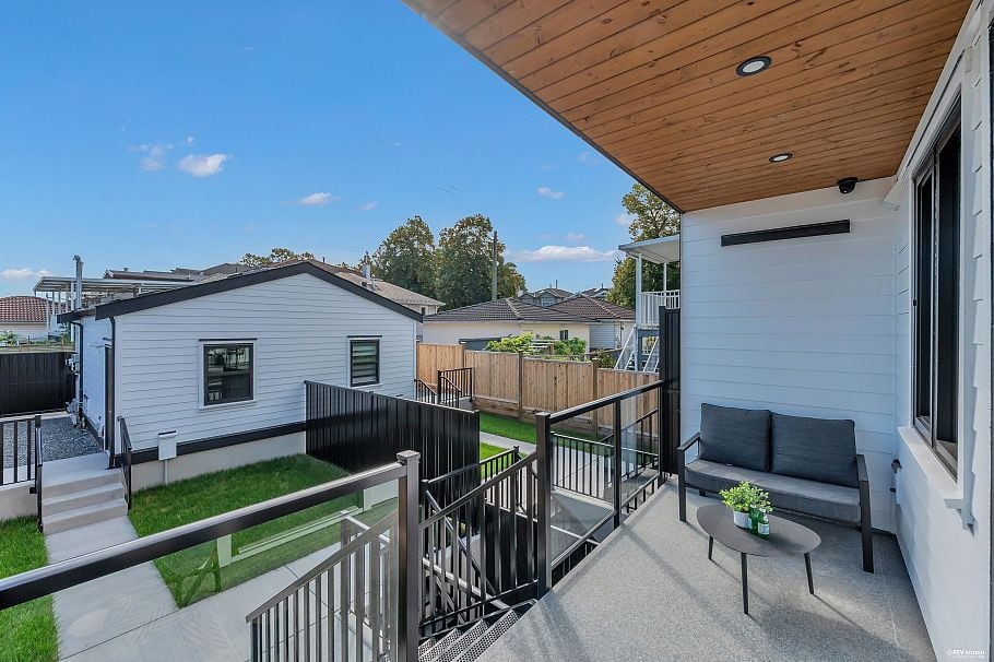 4328 Rupert Street Vancouver, BC - 36