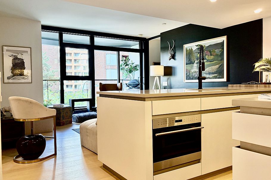 406 889 Pacific Street Vancouver, BC - 5