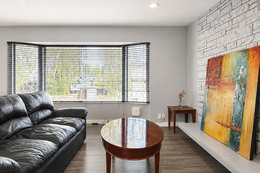 6175 Quebec Street Vancouver, BC - 6