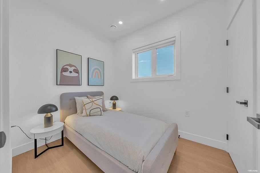 4328 Rupert Street Vancouver, BC - 21