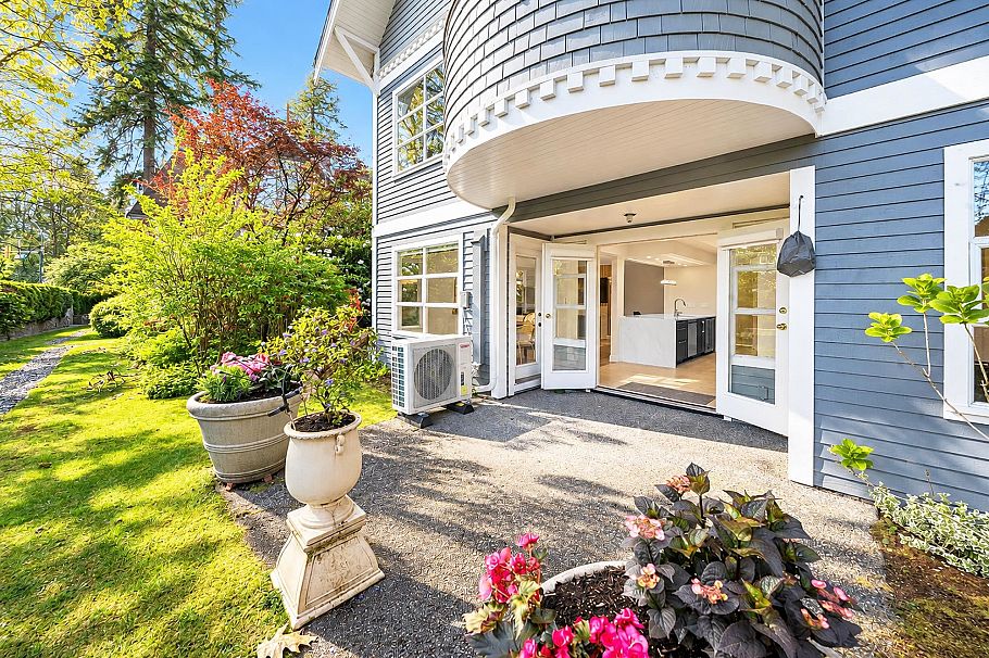 103 3399 Capilano Crescent North Vancouver, BC - 1
