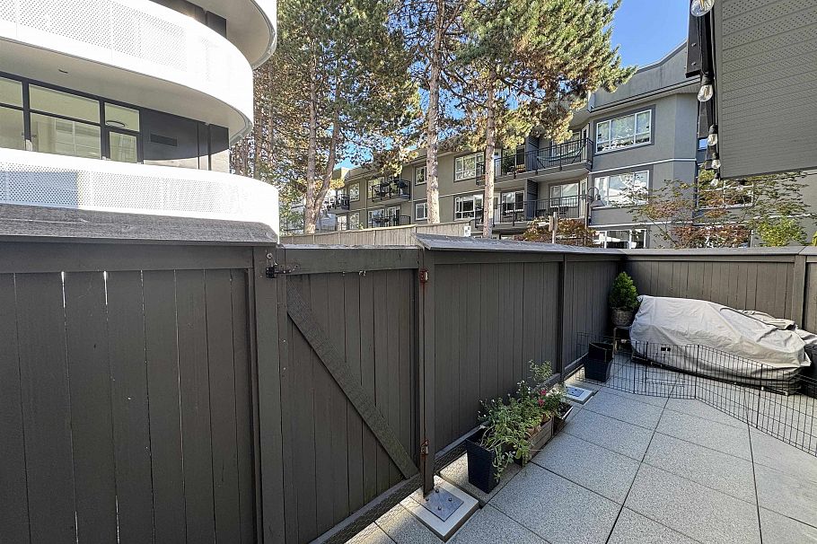 117 555 W 14th Avenue Vancouver, BC - 17