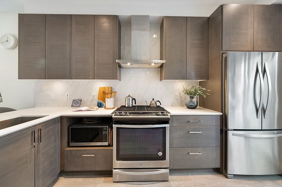 501 E 44th Avenue Vancouver, BC - 11