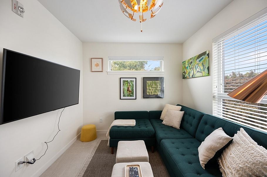 501 E 44th Avenue Vancouver, BC - 31