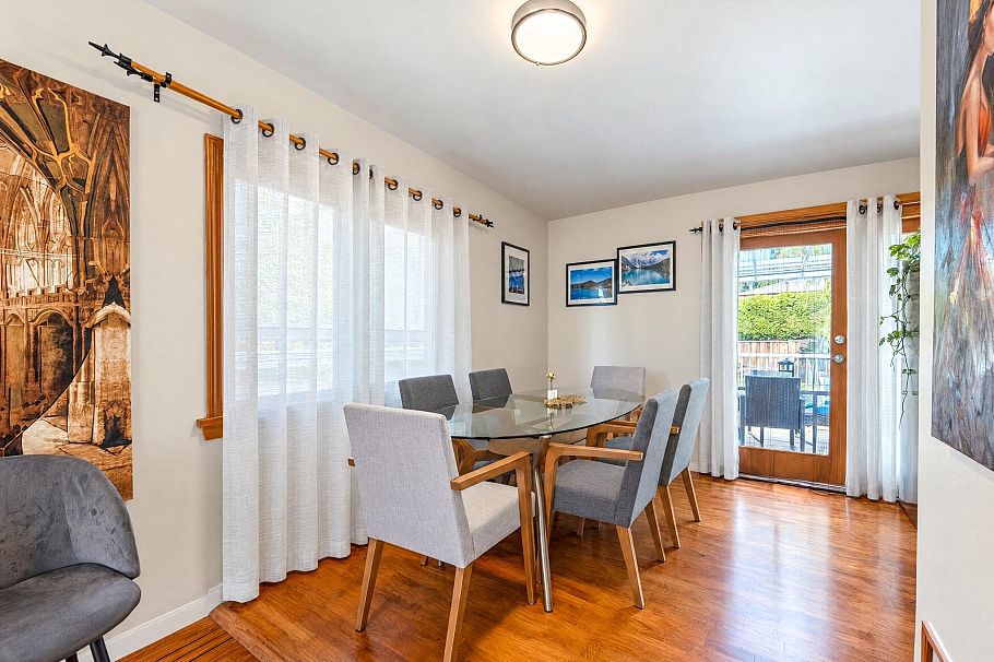 430 W Kings Road North Vancouver, BC - 10