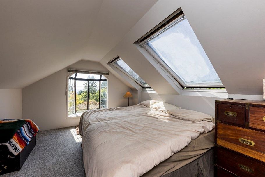 350 E Windsor Road North Vancouver, BC - 22