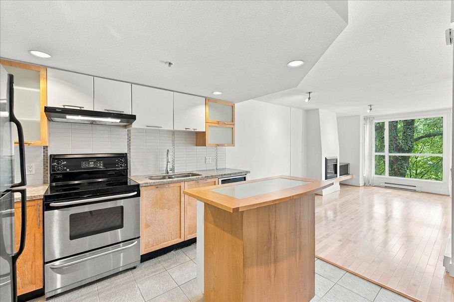 403 2137 W 10th Avenue Vancouver, BC - 14