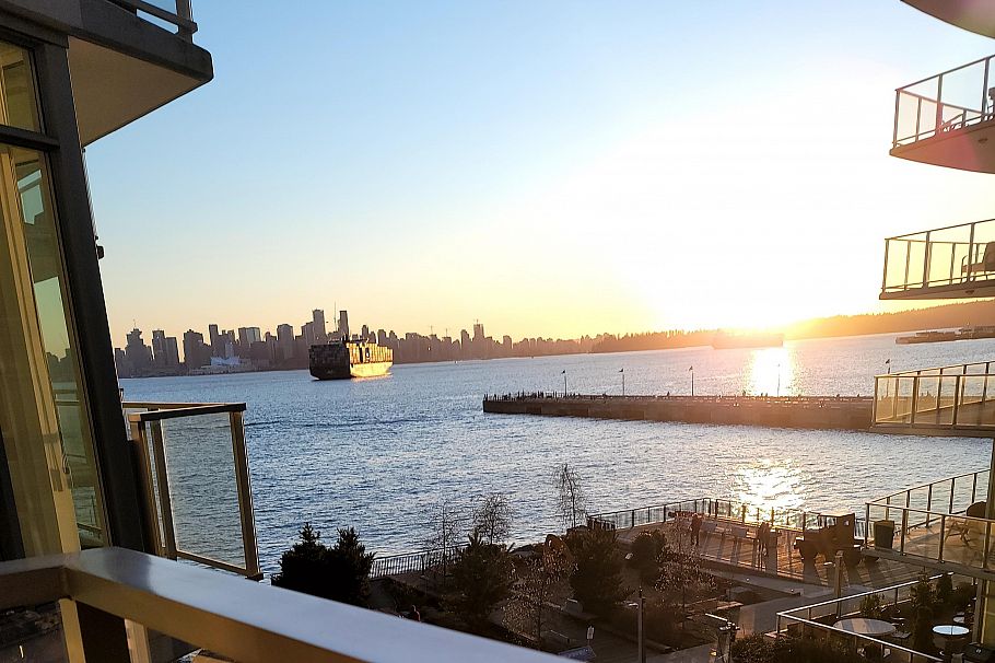 303 199 Victory Ship Way North Vancouver, BC - 37