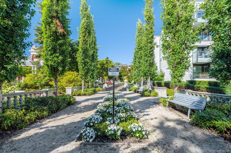 205 1561 W 57th Avenue Vancouver, BC - 10
