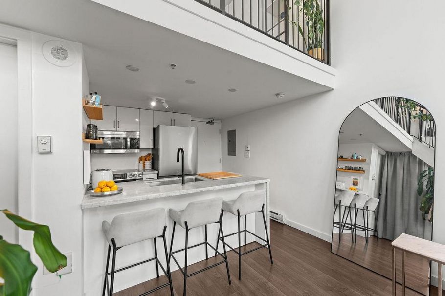 401 1 E Cordova Street Vancouver, BC - 11