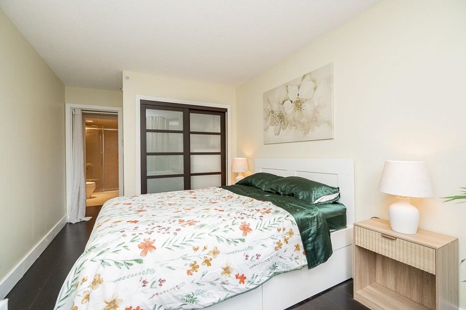 403 811 Helmcken Street Vancouver, BC - 16
