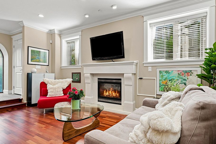 2425 Larch Street Vancouver, BC - 18