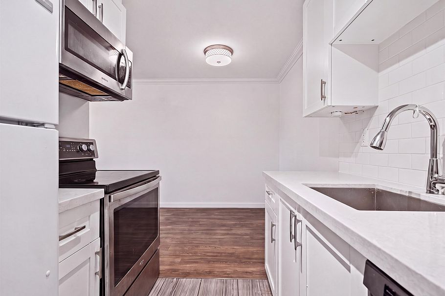 206 853 E 7 Avenue Vancouver, BC - 11