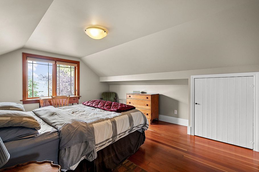 3692 W 19th Avenue Vancouver, BC - 17