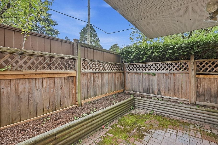 229 711 E 6th Avenue Vancouver, BC - 22