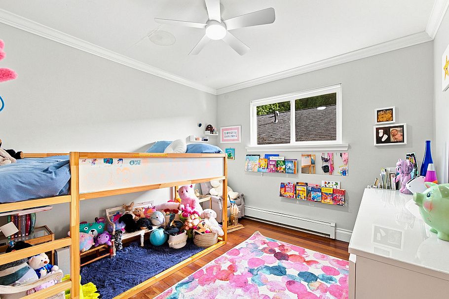 2360 Mackay Avenue North Vancouver, BC - 12