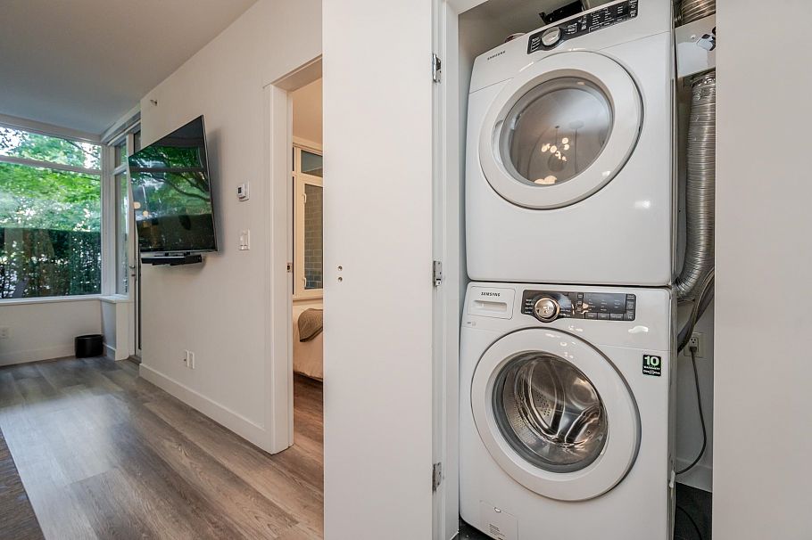 107 110 Switchmen Street Vancouver, BC - 17