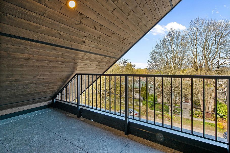 2 1166 E 26th Avenue Vancouver, BC - 19