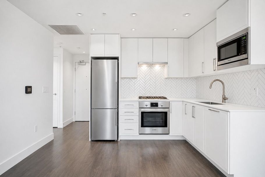 507 2435 Kingsway Vancouver, BC - 3