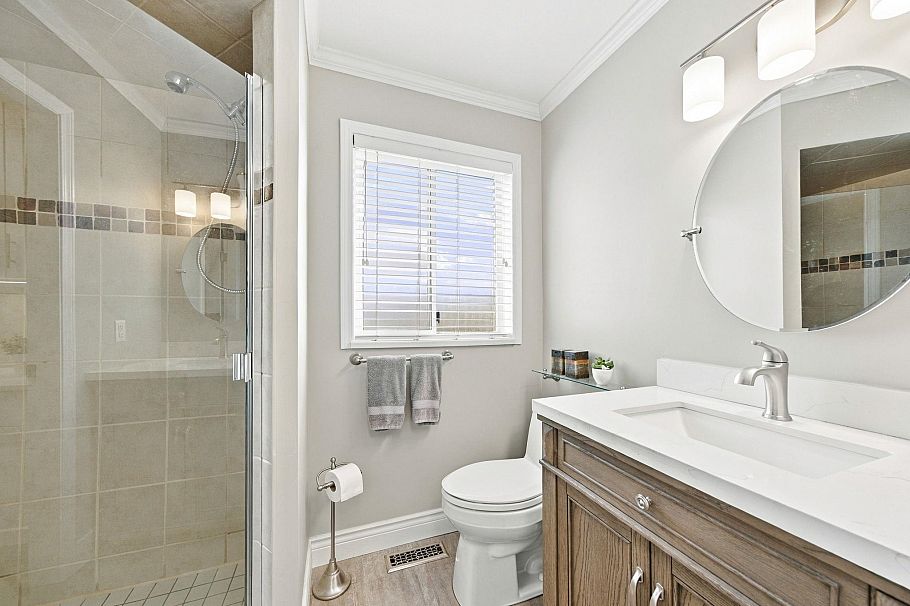 3950 Sparrow Lane North Vancouver, BC - 16