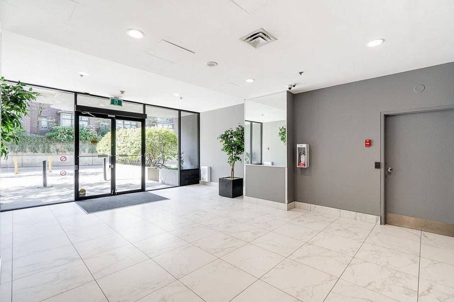 403 811 Helmcken Street Vancouver, BC - 36