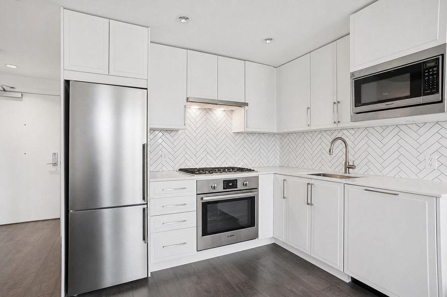 507 2435 Kingsway Vancouver, BC - 1