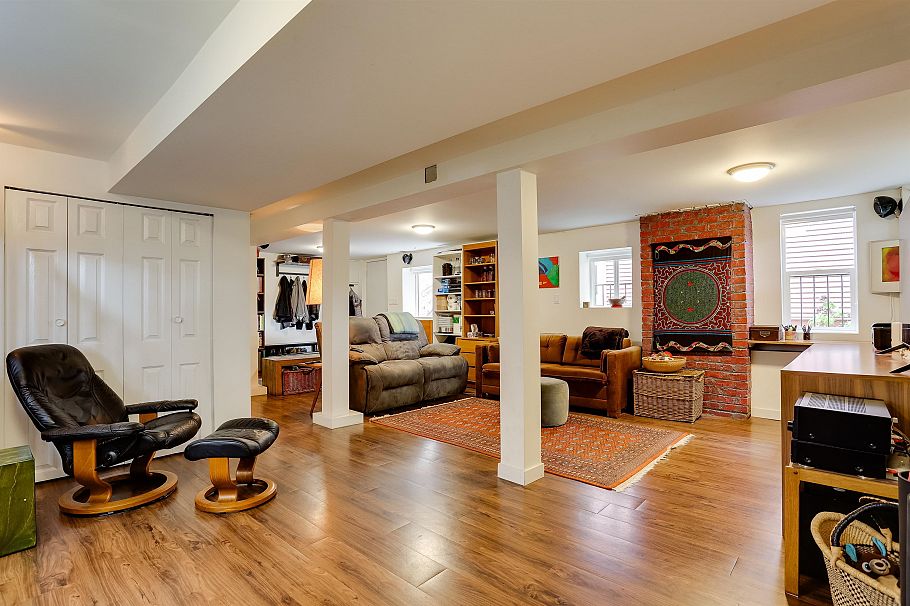 2227 E 7th Avenue Vancouver, BC - 21