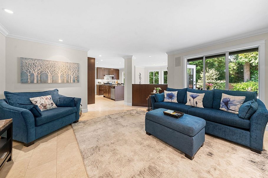1617 Emerson Court North Vancouver, BC - 14
