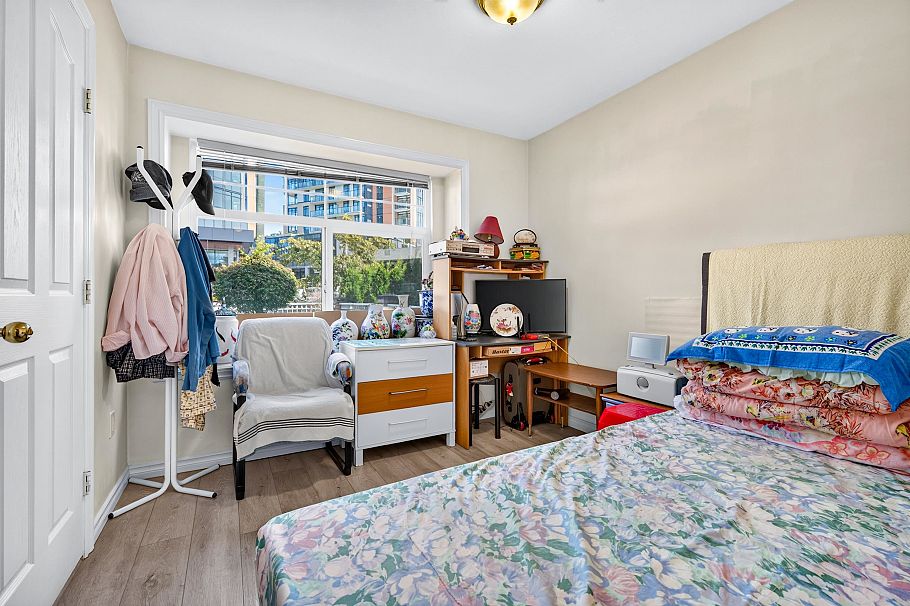 650 W 70th Avenue Vancouver, BC - 16