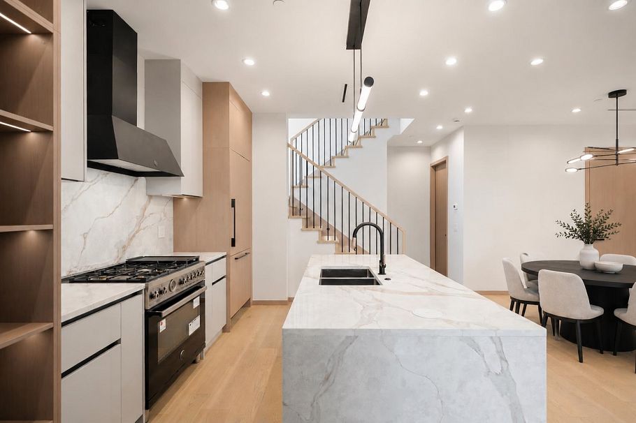 1 1448 E 30th Avenue Vancouver, BC - 7